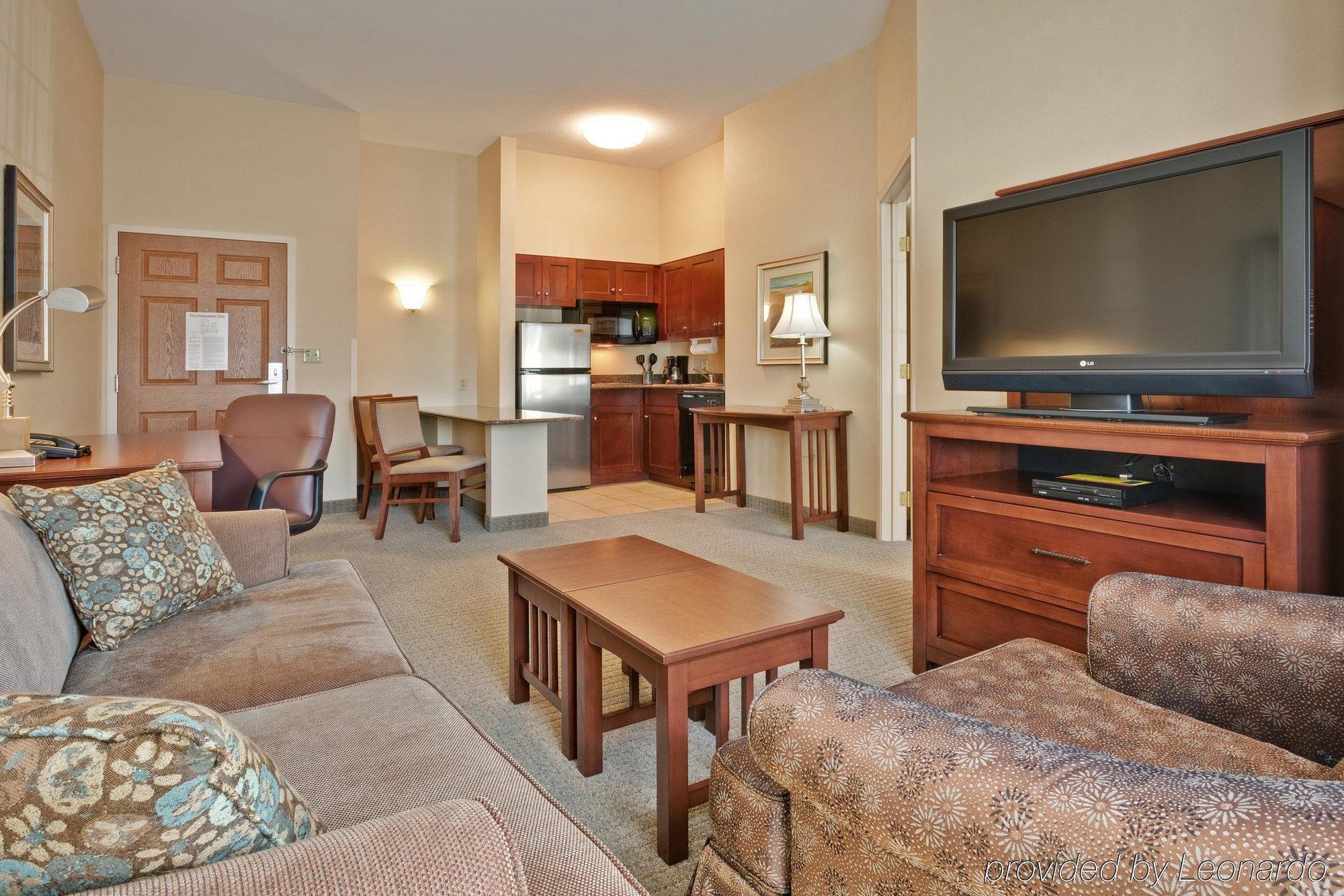 Hawthorn Suites By Wyndham Williamsville Buffalo Airport Exterior photo